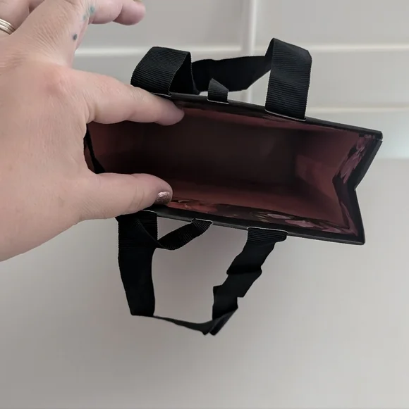 Limited Edition Gucci Floral Shopping Bag 11.5x6.5x2.5 inches - Picture 4 of 4